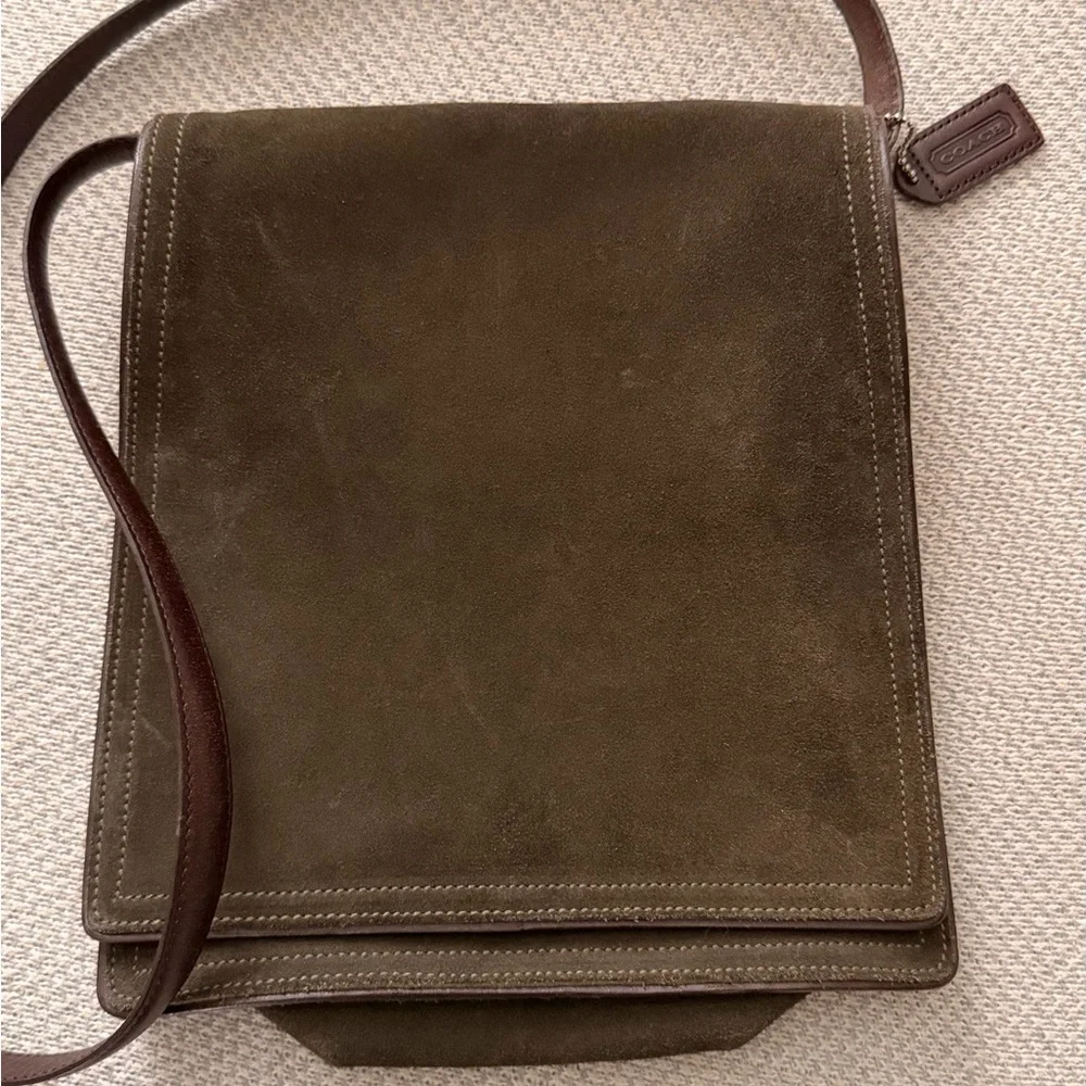 Rare Vintage Coach Olive Suede Leather Crossbody Bag - Picture 3 of 12